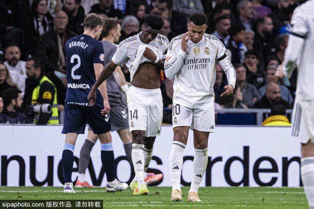 西甲-加西亚卡雷拉斯染红米利唐伤退 9人皇马0-2塞尔塔