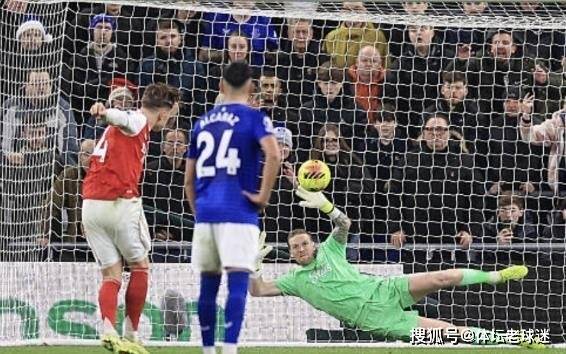 阿森纳拿下圣诞冠军，枪手球迷却在“瑟瑟发抖”，历史魔咒不堪回首